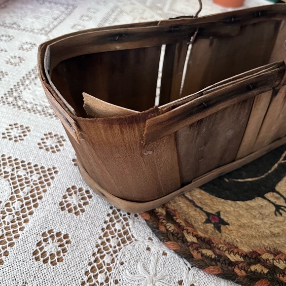 Vintage wooden Basket Gathering basket Primitive Farmhouse Home Decor fruit - Picture 4 of 6
